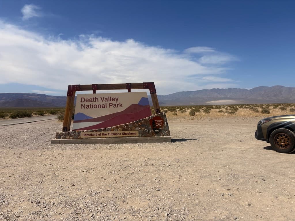 Vistor Sign